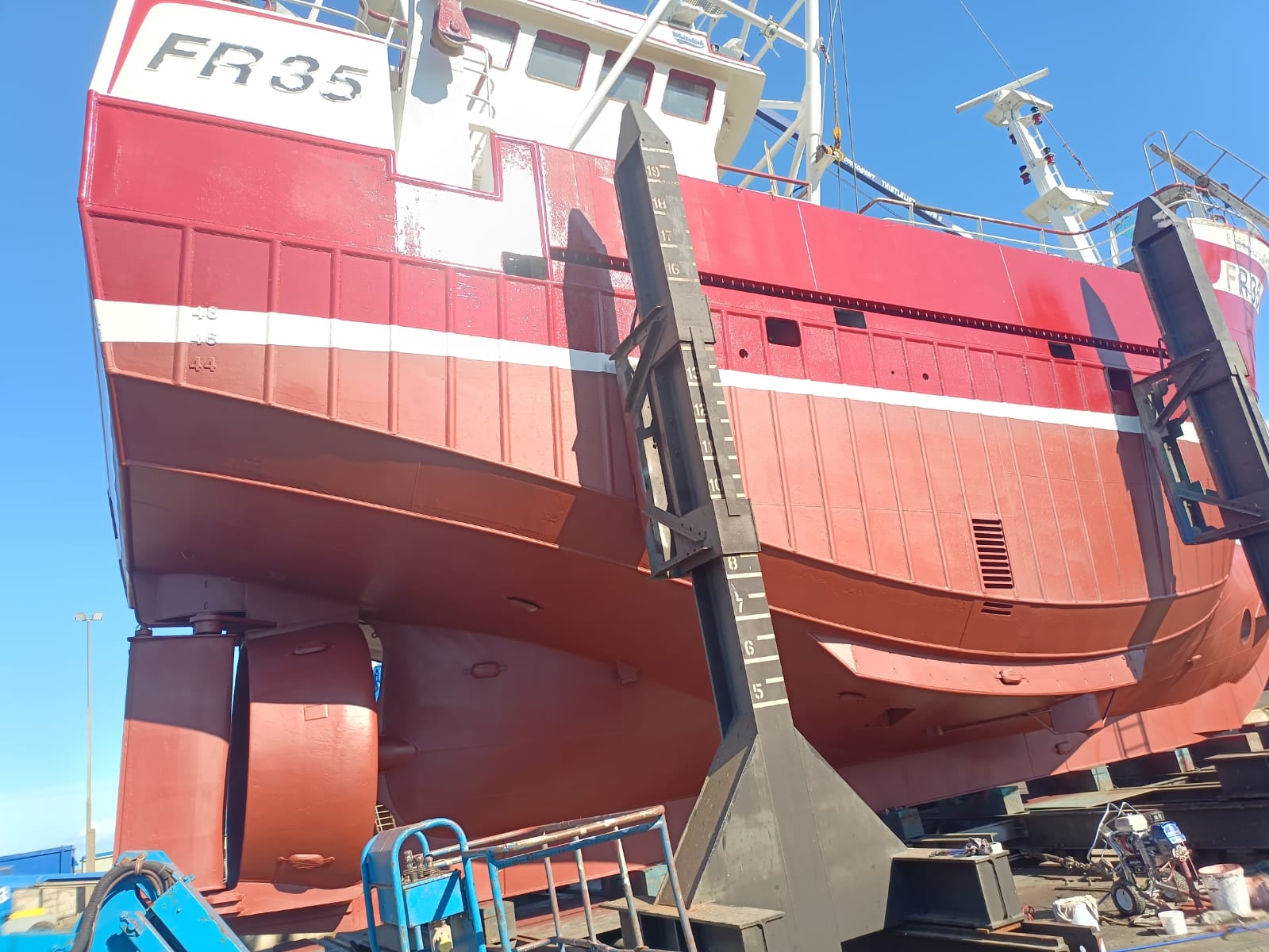 boat painting Fraserburgh | Aberdeenshire